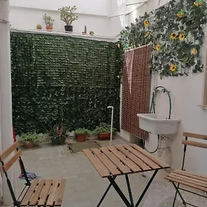 https://appartamento-a-10-min-a-piedi-dal-centro-storico.lecce-hotels.com