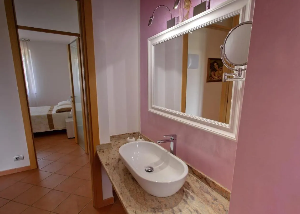 Holiday home Casa Vacanze Al Capriano Appartamento Lampone Cantello